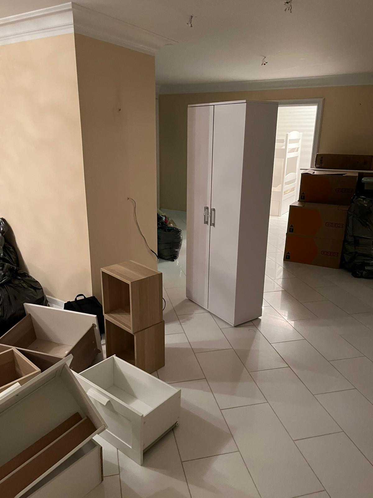 Aufgebautes Etagenbett in der neuen Wohnung in Botnang